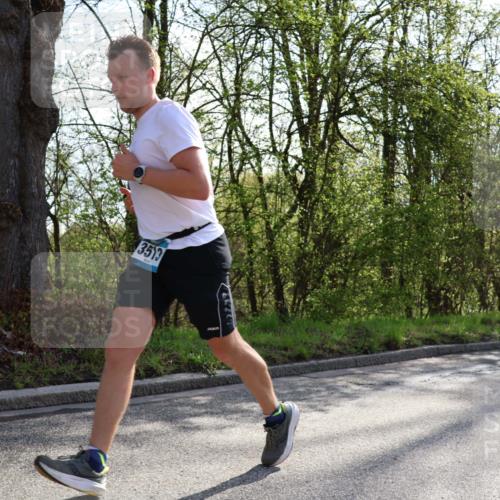 12.04.2026 - 45. Internationalen Wilhelmsburger Insellauf Yannick Fuchs http://msf.ph/oto/9487452 12.04.2026 10:37:57 Laufen 3513 meine-sportfotos.de