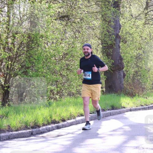 12.04.2026 - 45. Internationalen Wilhelmsburger Insellauf Yannick Fuchs http://msf.ph/oto/9487557 12.04.2026 10:32:23 Laufen 4914 meine-sportfotos.de