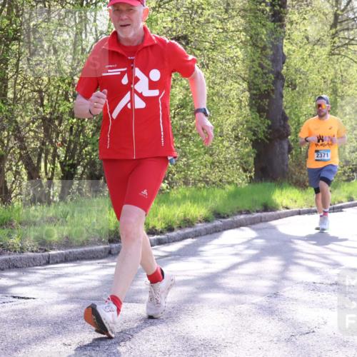 12.04.2026 - 45. Internationalen Wilhelmsburger Insellauf Yannick Fuchs http://msf.ph/oto/9487572 12.04.2026 10:38:09 Laufen 2371, 5033 meine-sportfotos.de