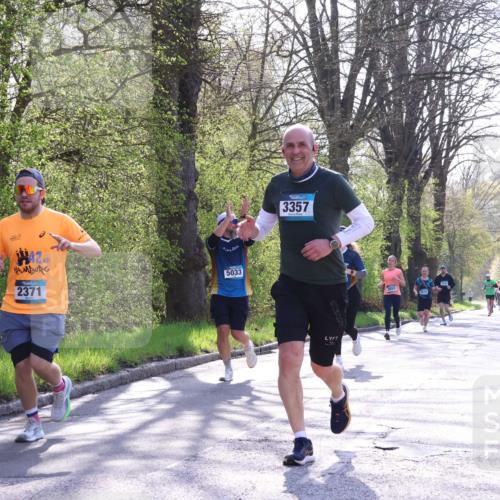 12.04.2026 - 45. Internationalen Wilhelmsburger Insellauf Yannick Fuchs http://msf.ph/oto/9487593 12.04.2026 10:38:11 Laufen 42, 2371, 5033, 3357, 2655 meine-sportfotos.de