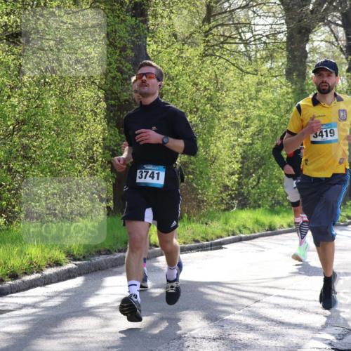 12.04.2026 - 45. Internationalen Wilhelmsburger Insellauf Yannick Fuchs http://msf.ph/oto/9487596 12.04.2026 10:32:29 Laufen 3741, 3419, 179, 940 meine-sportfotos.de