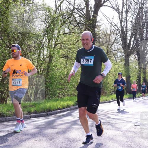 12.04.2026 - 45. Internationalen Wilhelmsburger Insellauf Yannick Fuchs http://msf.ph/oto/9487603 12.04.2026 10:38:12 Laufen 42, 2371, 3357, 5041 meine-sportfotos.de