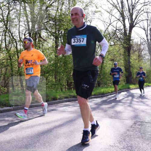 12.04.2026 - 45. Internationalen Wilhelmsburger Insellauf Yannick Fuchs http://msf.ph/oto/9487612 12.04.2026 10:38:13 Laufen 2371, 3357, 5033 meine-sportfotos.de