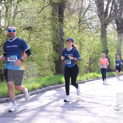 12.04.2026 - 45. Internationalen Wilhelmsburger Insellauf Yannick Fuchs http://msf.ph/oto/9487616 12.04.2026 10:38:14 Laufen 5033, 5041, 2618, 2655 meine-sportfotos.de