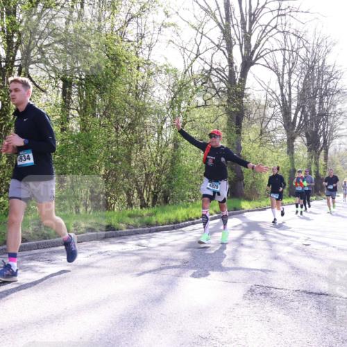 12.04.2026 - 45. Internationalen Wilhelmsburger Insellauf Yannick Fuchs http://msf.ph/oto/9487632 12.04.2026 10:32:32 Laufen 4934, 4829 meine-sportfotos.de