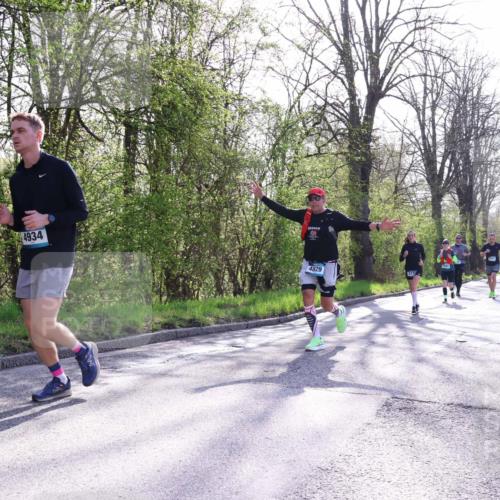 12.04.2026 - 45. Internationalen Wilhelmsburger Insellauf Yannick Fuchs http://msf.ph/oto/9487634 12.04.2026 10:32:32 Laufen 4934, 4829 meine-sportfotos.de