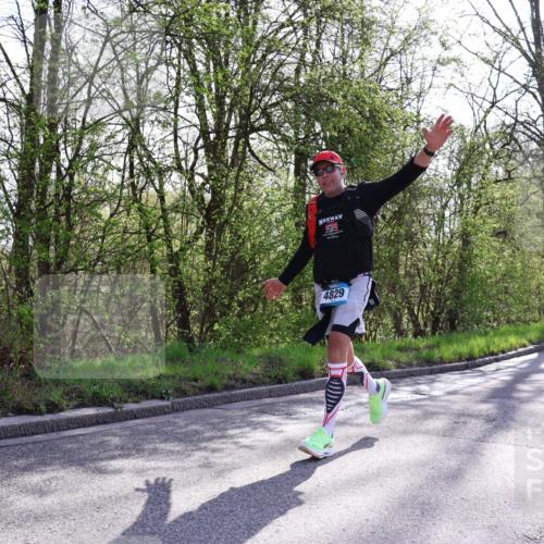 12.04.2026 - 45. Internationalen Wilhelmsburger Insellauf Yannick Fuchs http://msf.ph/oto/9487646 12.04.2026 10:32:33 Laufen 4829, 3779, 2940 meine-sportfotos.de