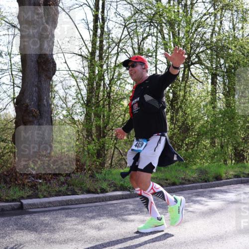 12.04.2026 - 45. Internationalen Wilhelmsburger Insellauf Yannick Fuchs http://msf.ph/oto/9487653 12.04.2026 10:32:33 Laufen 4819 meine-sportfotos.de