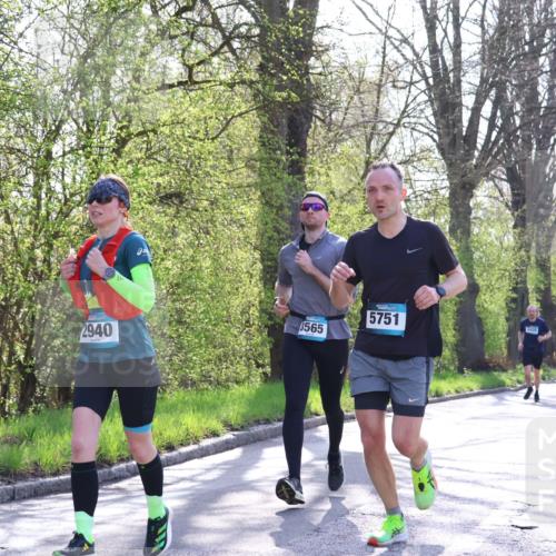 12.04.2026 - 45. Internationalen Wilhelmsburger Insellauf Yannick Fuchs http://msf.ph/oto/9487672 12.04.2026 10:32:35 Laufen 2940, 3565, 5751, 4428 meine-sportfotos.de