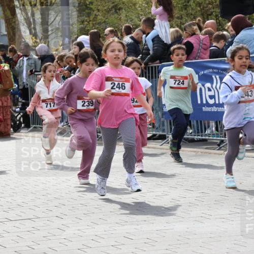 12.04.2026 - 45. Internationalen Wilhelmsburger Insellauf Strokosch-Dieckow http://msf.ph/oto/9487706 12.04.2026 14:10:29 Ziel 963, 1513, 909, 708, 615, 184, 187, 42, 706, 246, 243, 717, 724, 929, 722, 239, 704, 725, 1521, 714, 726 meine-sportfotos.de
