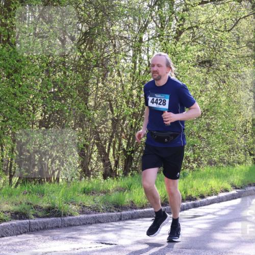 12.04.2026 - 45. Internationalen Wilhelmsburger Insellauf Yannick Fuchs http://msf.ph/oto/9487719 12.04.2026 10:32:42 Laufen 4428 meine-sportfotos.de