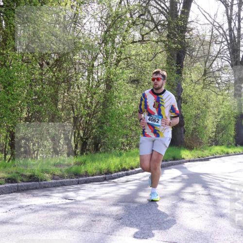 12.04.2026 - 45. Internationalen Wilhelmsburger Insellauf Yannick Fuchs http://msf.ph/oto/9487747 12.04.2026 10:32:44 Laufen 4062, 5204 meine-sportfotos.de