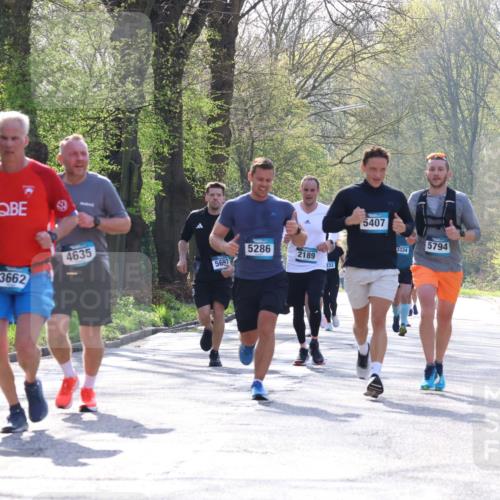 12.04.2026 - 45. Internationalen Wilhelmsburger Insellauf Yannick Fuchs http://msf.ph/oto/9487770 12.04.2026 10:32:46 Laufen 3662, 4635, 5286, 2189, 5697, 333, 5407, 3334, 5794 meine-sportfotos.de