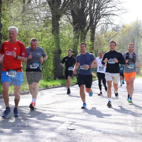 12.04.2026 - 45. Internationalen Wilhelmsburger Insellauf Yannick Fuchs http://msf.ph/oto/9487800 12.04.2026 10:32:48 Laufen 3662, 4635, 52, 5697, 2189, 5407, 3334, 5794 meine-sportfotos.de
