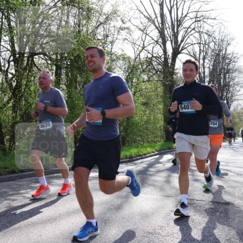 12.04.2026 - 45. Internationalen Wilhelmsburger Insellauf Yannick Fuchs http://msf.ph/oto/9487847 12.04.2026 10:32:51 Laufen 540, 4635, 6794 meine-sportfotos.de