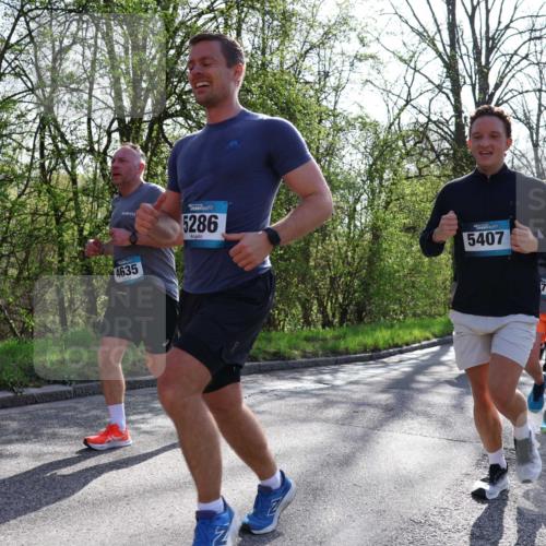 12.04.2026 - 45. Internationalen Wilhelmsburger Insellauf Yannick Fuchs http://msf.ph/oto/9487849 12.04.2026 10:32:51 Laufen 5286, 5407, 4635, 794 meine-sportfotos.de