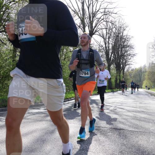12.04.2026 - 45. Internationalen Wilhelmsburger Insellauf Yannick Fuchs http://msf.ph/oto/9487853 12.04.2026 10:32:52 Laufen 54, 5794, 2189 meine-sportfotos.de