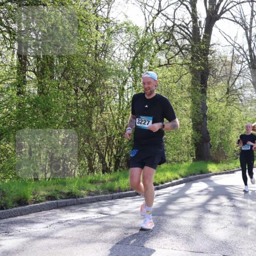 12.04.2026 - 45. Internationalen Wilhelmsburger Insellauf Yannick Fuchs http://msf.ph/oto/9487894 12.04.2026 10:32:57 Laufen 3227, 4333, 3334, 582 meine-sportfotos.de