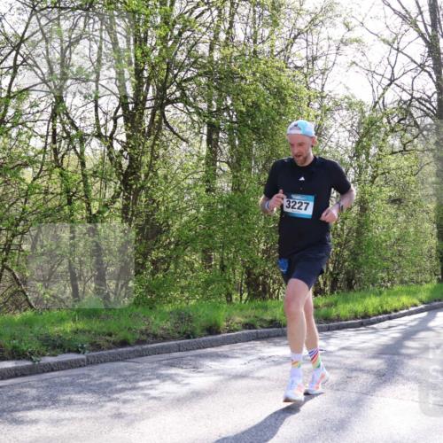 12.04.2026 - 45. Internationalen Wilhelmsburger Insellauf Yannick Fuchs http://msf.ph/oto/9487899 12.04.2026 10:32:58 Laufen 3227, 4333, 3334 meine-sportfotos.de