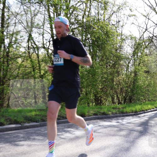 12.04.2026 - 45. Internationalen Wilhelmsburger Insellauf Yannick Fuchs http://msf.ph/oto/9487905 12.04.2026 10:32:58 Laufen 1227, 4333, 3334 meine-sportfotos.de