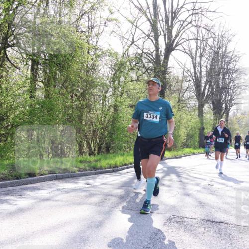 12.04.2026 - 45. Internationalen Wilhelmsburger Insellauf Yannick Fuchs http://msf.ph/oto/9487914 12.04.2026 10:32:59 Laufen 3334, 5824 meine-sportfotos.de