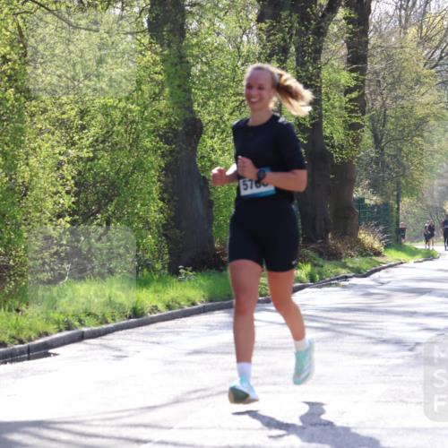 12.04.2026 - 45. Internationalen Wilhelmsburger Insellauf Yannick Fuchs http://msf.ph/oto/9488019 12.04.2026 10:33:12 Laufen 5760, 3747 meine-sportfotos.de