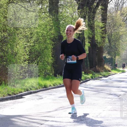 12.04.2026 - 45. Internationalen Wilhelmsburger Insellauf Yannick Fuchs http://msf.ph/oto/9488021 12.04.2026 10:33:12 Laufen 576, 3747 meine-sportfotos.de