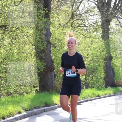 12.04.2026 - 45. Internationalen Wilhelmsburger Insellauf Yannick Fuchs http://msf.ph/oto/9488034 12.04.2026 10:33:13 Laufen 5766 meine-sportfotos.de
