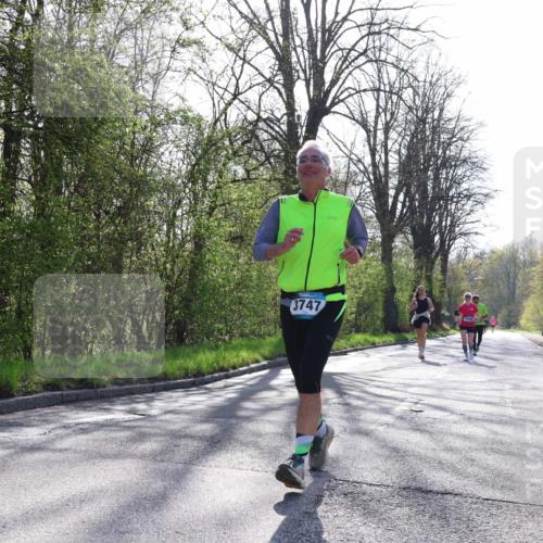 12.04.2026 - 45. Internationalen Wilhelmsburger Insellauf Yannick Fuchs http://msf.ph/oto/9488080 12.04.2026 10:33:24 Laufen 3747 meine-sportfotos.de