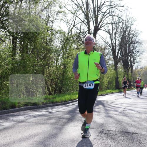 12.04.2026 - 45. Internationalen Wilhelmsburger Insellauf Yannick Fuchs http://msf.ph/oto/9488082 12.04.2026 10:33:24 Laufen 3747 meine-sportfotos.de