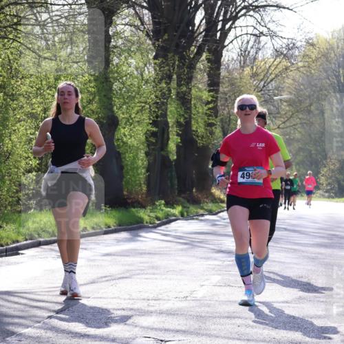 12.04.2026 - 45. Internationalen Wilhelmsburger Insellauf Yannick Fuchs http://msf.ph/oto/9488101 12.04.2026 10:33:26 Laufen 492 meine-sportfotos.de
