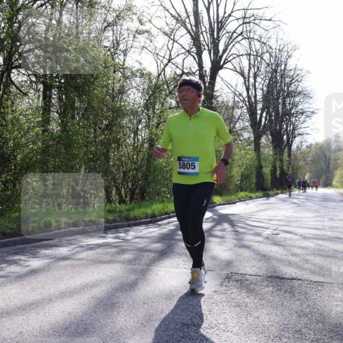 12.04.2026 - 45. Internationalen Wilhelmsburger Insellauf Yannick Fuchs http://msf.ph/oto/9488161 12.04.2026 10:33:31 Laufen 5805 meine-sportfotos.de