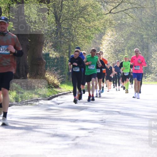 12.04.2026 - 45. Internationalen Wilhelmsburger Insellauf Yannick Fuchs http://msf.ph/oto/9488180 12.04.2026 10:33:33 Laufen 3356, 5341, 4739, 810, 3173 meine-sportfotos.de