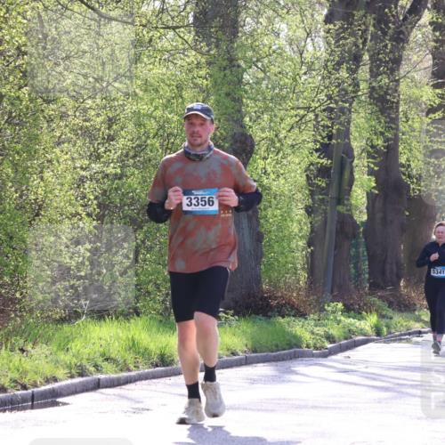 12.04.2026 - 45. Internationalen Wilhelmsburger Insellauf Yannick Fuchs http://msf.ph/oto/9488206 12.04.2026 10:33:35 Laufen 3356, 181063, 5341, 4739, 10, 2460 meine-sportfotos.de
