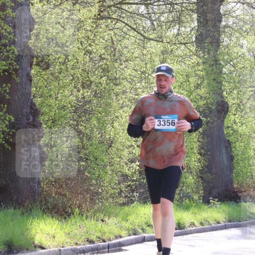 12.04.2026 - 45. Internationalen Wilhelmsburger Insellauf Yannick Fuchs http://msf.ph/oto/9488218 12.04.2026 10:33:36 Laufen 3356 meine-sportfotos.de