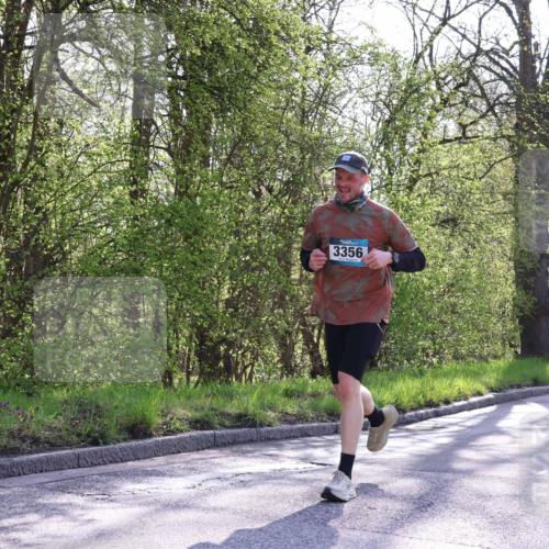 12.04.2026 - 45. Internationalen Wilhelmsburger Insellauf Yannick Fuchs http://msf.ph/oto/9488253 12.04.2026 10:33:39 Laufen 3356 meine-sportfotos.de