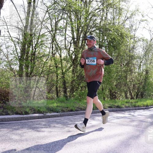 12.04.2026 - 45. Internationalen Wilhelmsburger Insellauf Yannick Fuchs http://msf.ph/oto/9488264 12.04.2026 10:33:40 Laufen 3356 meine-sportfotos.de