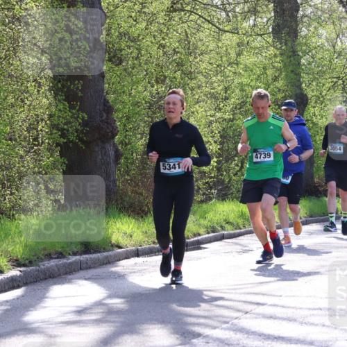 12.04.2026 - 45. Internationalen Wilhelmsburger Insellauf Yannick Fuchs http://msf.ph/oto/9488304 12.04.2026 10:33:43 Laufen 4739, 5341, 3054, 2810, 3173 meine-sportfotos.de