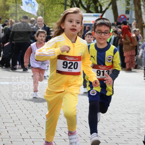 12.04.2026 - 45. Internationalen Wilhelmsburger Insellauf Strokosch-Dieckow http://msf.ph/oto/9488320 12.04.2026 14:10:03 Ziel 1504, 412, 681, 640, 248, 441, 723, 119, 186, 224, 745, 207, 920, 770, 182, 19, 913, 181, 529, 942, 157, 1518, 192, 946, 738, 201 meine-sportfotos.de