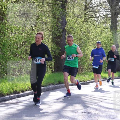 12.04.2026 - 45. Internationalen Wilhelmsburger Insellauf Yannick Fuchs http://msf.ph/oto/9488327 12.04.2026 10:33:45 Laufen 534, 4739, 700, 3054, 3173, 2810 meine-sportfotos.de