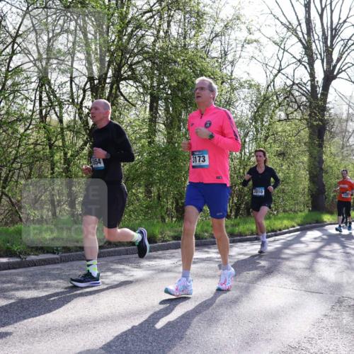 12.04.2026 - 45. Internationalen Wilhelmsburger Insellauf Yannick Fuchs http://msf.ph/oto/9488404 12.04.2026 10:33:50 Laufen 054, 3173, 2810, 4754, 4815 meine-sportfotos.de