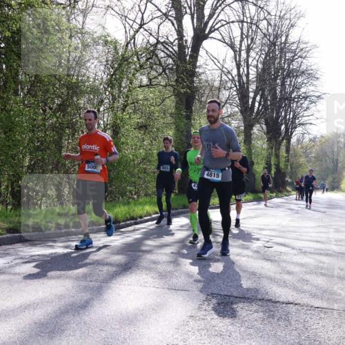 12.04.2026 - 45. Internationalen Wilhelmsburger Insellauf Yannick Fuchs http://msf.ph/oto/9488432 12.04.2026 10:33:52 Laufen 500, 47, 4815, 334 meine-sportfotos.de