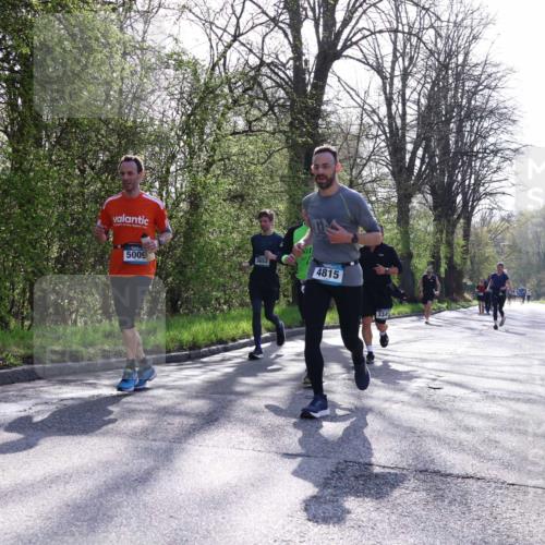 12.04.2026 - 45. Internationalen Wilhelmsburger Insellauf Yannick Fuchs http://msf.ph/oto/9488435 12.04.2026 10:33:53 Laufen 3653, 5009, 4815, 3349 meine-sportfotos.de