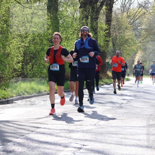 12.04.2026 - 45. Internationalen Wilhelmsburger Insellauf Yannick Fuchs http://msf.ph/oto/9488519 12.04.2026 10:34:00 Laufen 2075, 478, 2920, 2190 meine-sportfotos.de