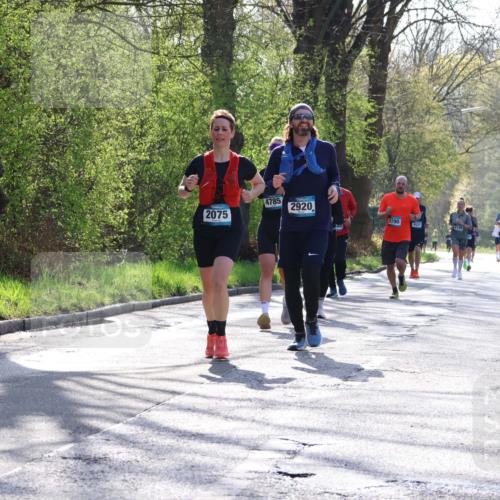 12.04.2026 - 45. Internationalen Wilhelmsburger Insellauf Yannick Fuchs http://msf.ph/oto/9488522 12.04.2026 10:34:00 Laufen 4785, 2920, 2075, 2190, 4531 meine-sportfotos.de