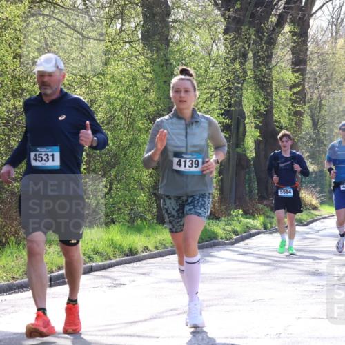 12.04.2026 - 45. Internationalen Wilhelmsburger Insellauf Yannick Fuchs http://msf.ph/oto/9488642 12.04.2026 10:34:11 Laufen 4531, 4139, 5594, 4481, 5050 meine-sportfotos.de
