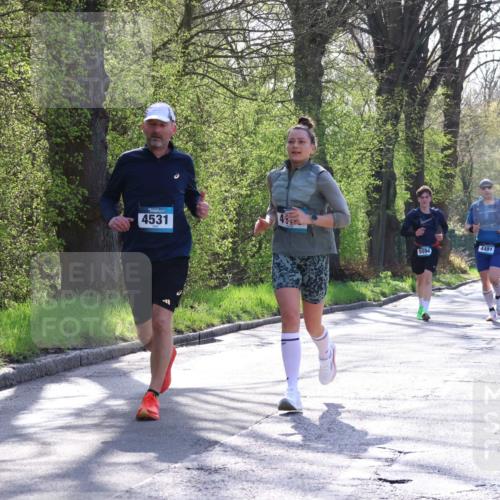 12.04.2026 - 45. Internationalen Wilhelmsburger Insellauf Yannick Fuchs http://msf.ph/oto/9488650 12.04.2026 10:34:12 Laufen 4531, 5594, 4481 meine-sportfotos.de