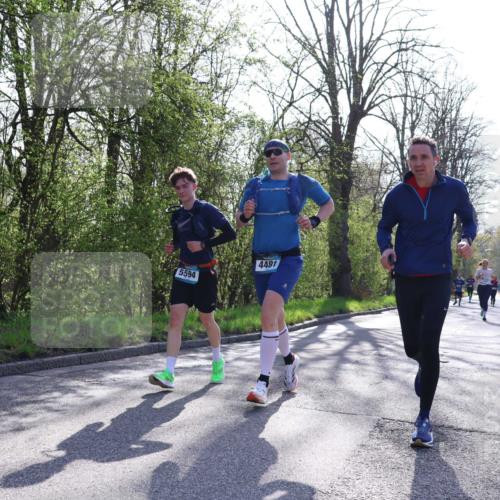 12.04.2026 - 45. Internationalen Wilhelmsburger Insellauf Yannick Fuchs http://msf.ph/oto/9488748 12.04.2026 10:34:19 Laufen 5594, 4481 meine-sportfotos.de