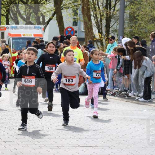 12.04.2026 - 45. Internationalen Wilhelmsburger Insellauf Strokosch-Dieckow http://msf.ph/oto/9488780 12.04.2026 14:09:42 Ziel 1059, 1516, 94, 921, 251, 945, 934, 212, 735, 190, 240, 1520, 206, 908, 776, 172, 183, 196, 449, 772, 7, 917, 284, 44, 200, 563 meine-sportfotos.de