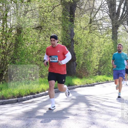 12.04.2026 - 45. Internationalen Wilhelmsburger Insellauf Yannick Fuchs http://msf.ph/oto/9488887 12.04.2026 10:34:38 Laufen 5563 meine-sportfotos.de